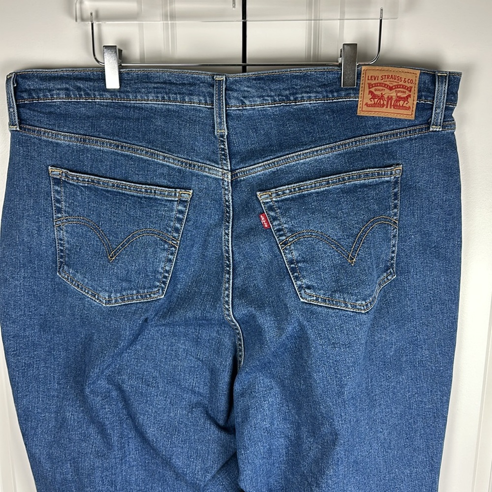 Levi's Premium RIBCAGE STRAIGHT ANKLE WOMEN'S JEANS (PLUS SIZE) - Picture 8 of 9
